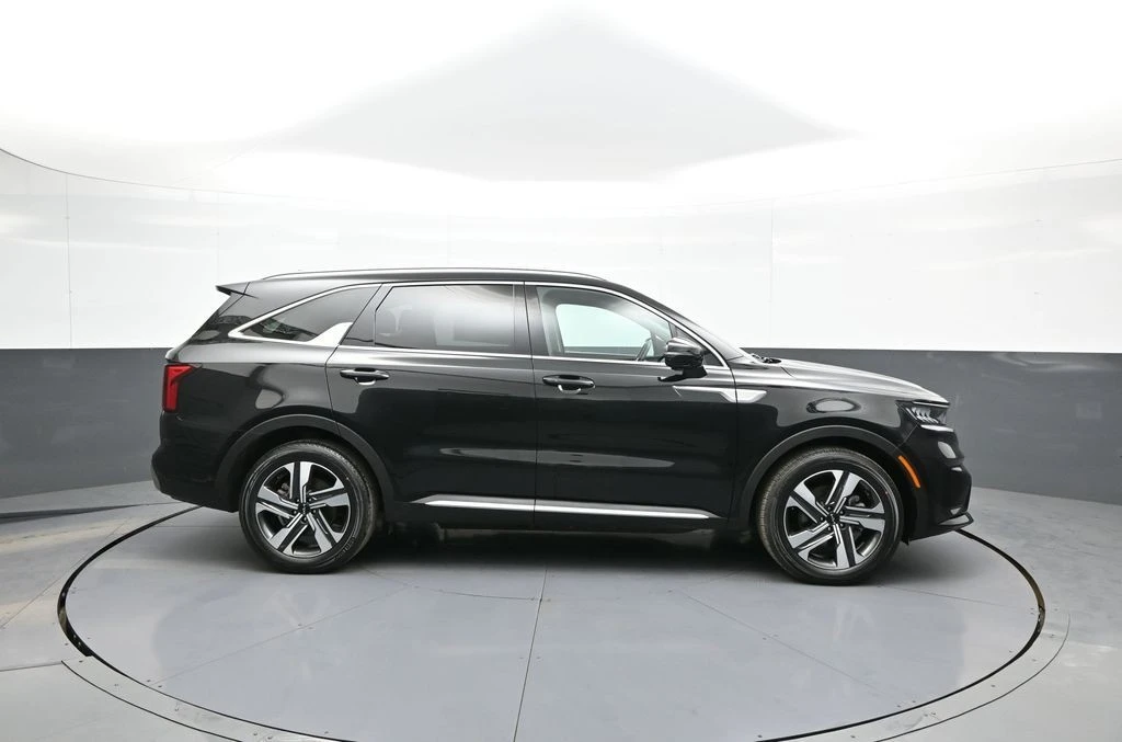 2023 Kia Sorento - Image 5 of 21