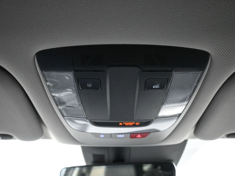 2023 Kia Sorento - Image 18 of 21