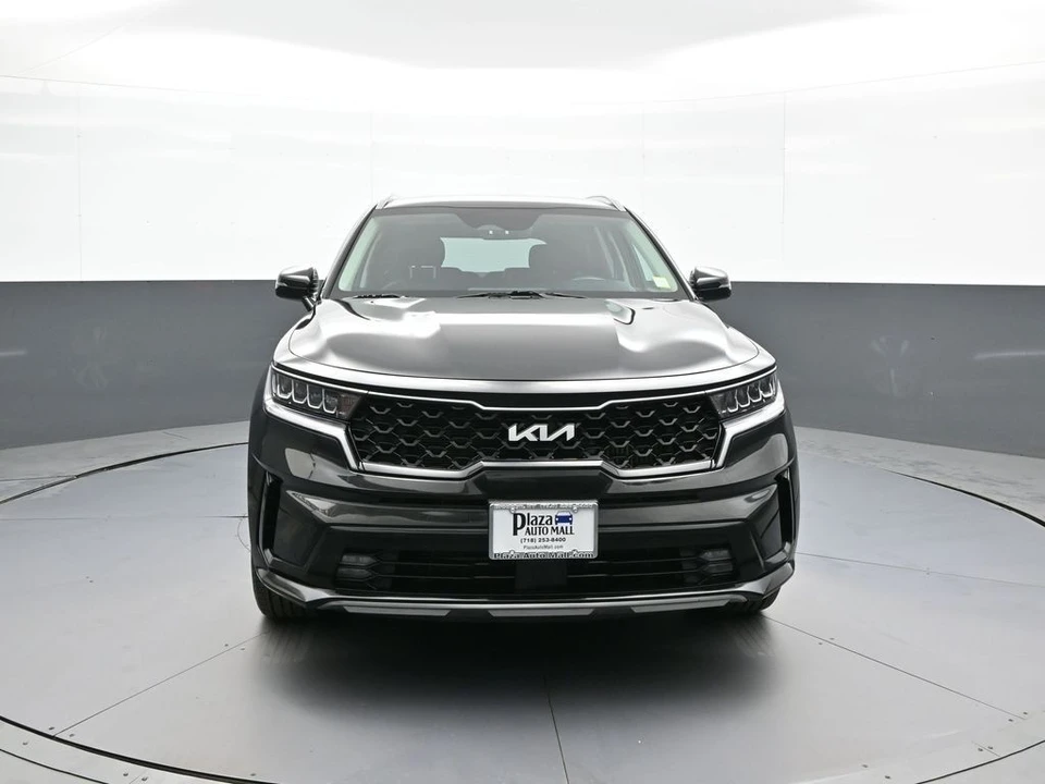 2023 Kia Sorento - Image 2 of 21