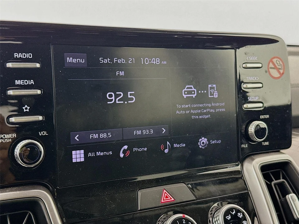 2023 Kia Sorento - Image 8 of 14
