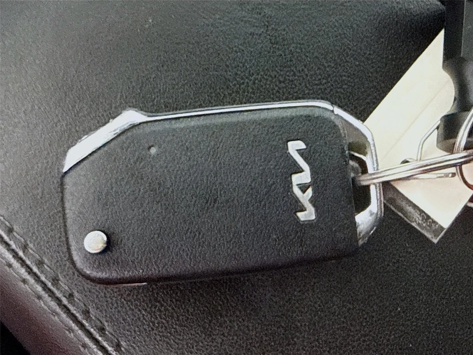 2023 Kia Sorento - Image 18 of 21