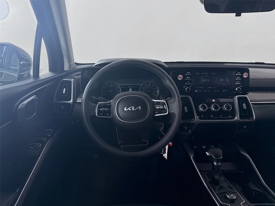 2023 Kia Sorento - Image 3 of 21