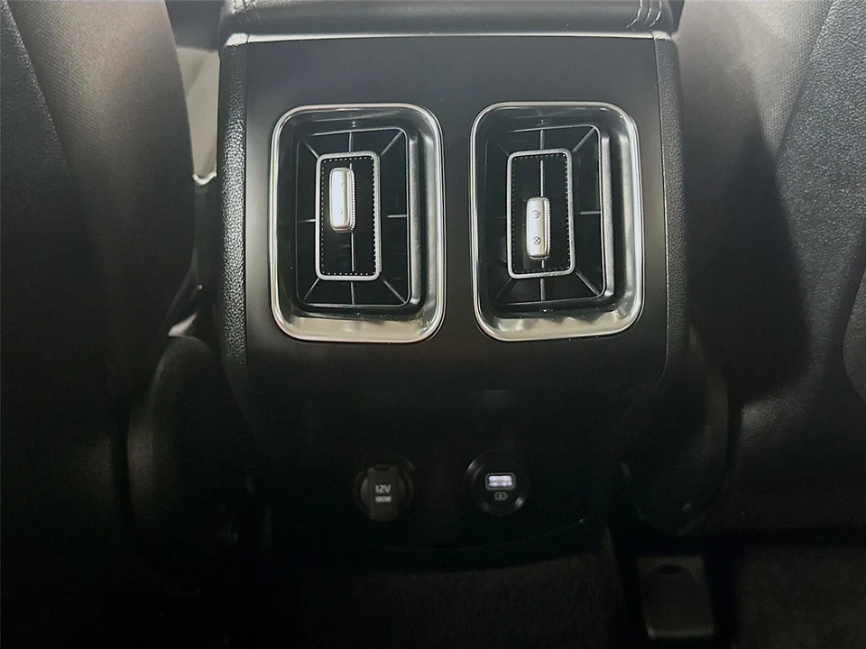 2023 Kia Sorento - Image 13 of 21