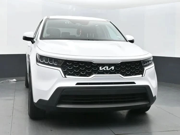 2023 Kia Sorento - Image 3 of 12