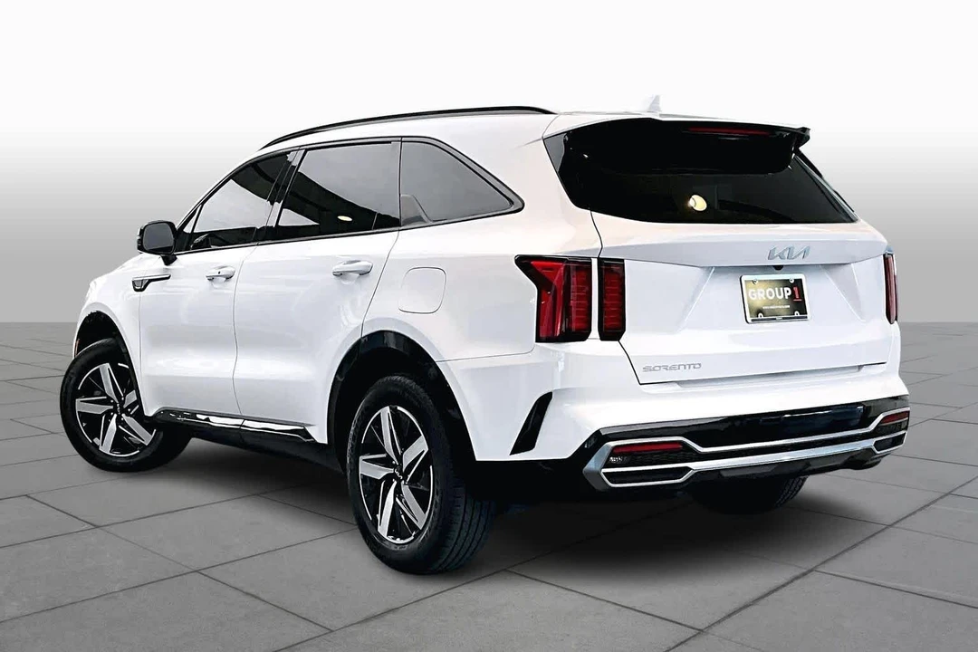 2023 Kia Sorento - Image 11 of 12