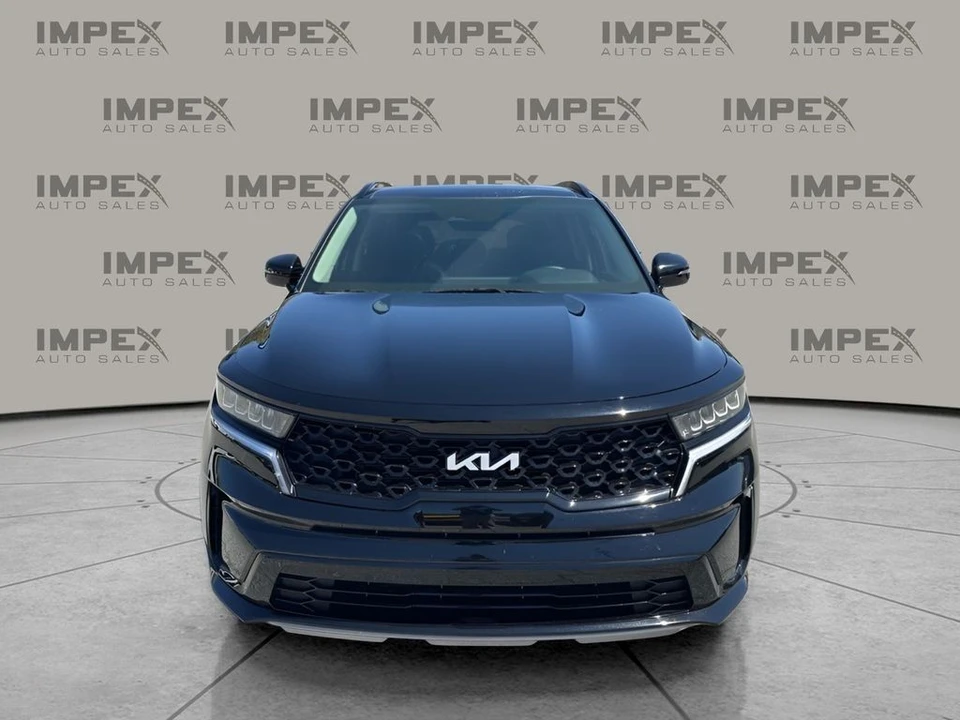 2023 Kia Sorento - Image 8 of 21