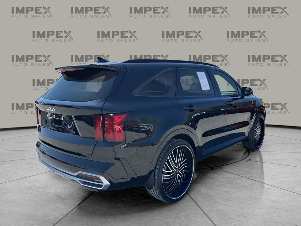 2023 Kia Sorento - Image 5 of 21
