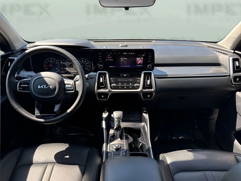 2023 Kia Sorento - Image 13 of 21