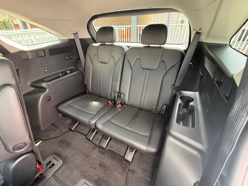 2023 Kia Sorento - Image 11 of 12
