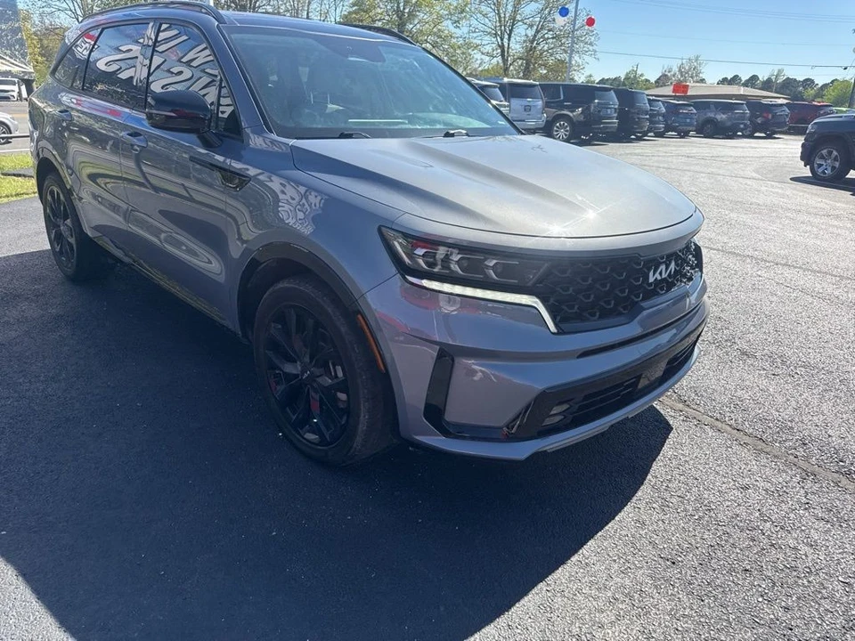 2023 Kia Sorento - Image 3 of 21
