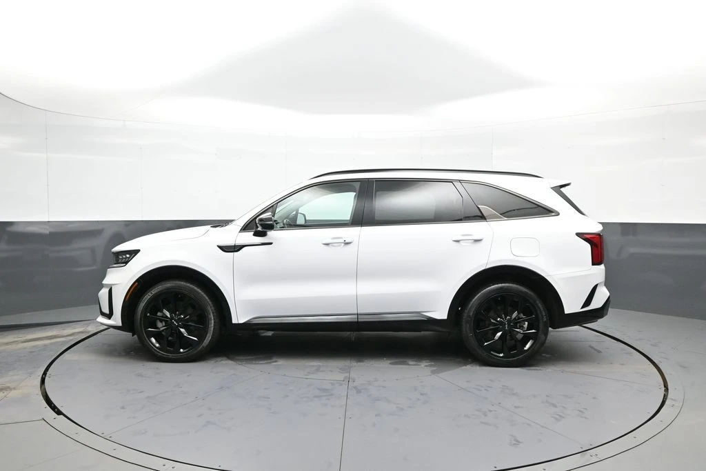 2023 Kia Sorento - Image 9 of 12