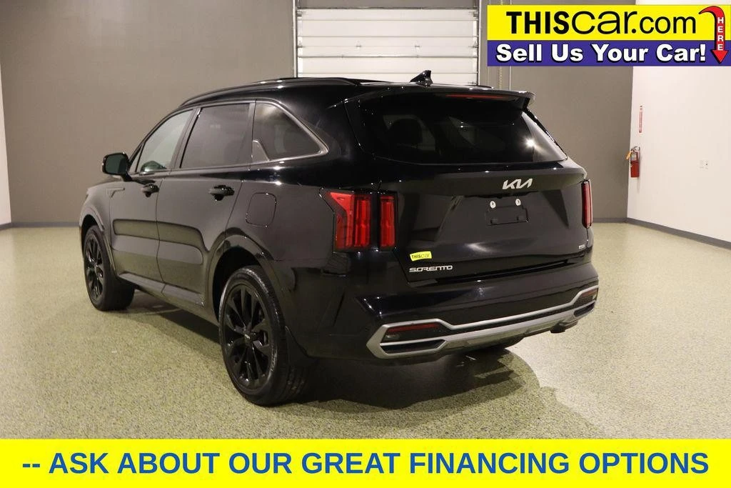 2023 Kia Sorento - Image 6 of 12