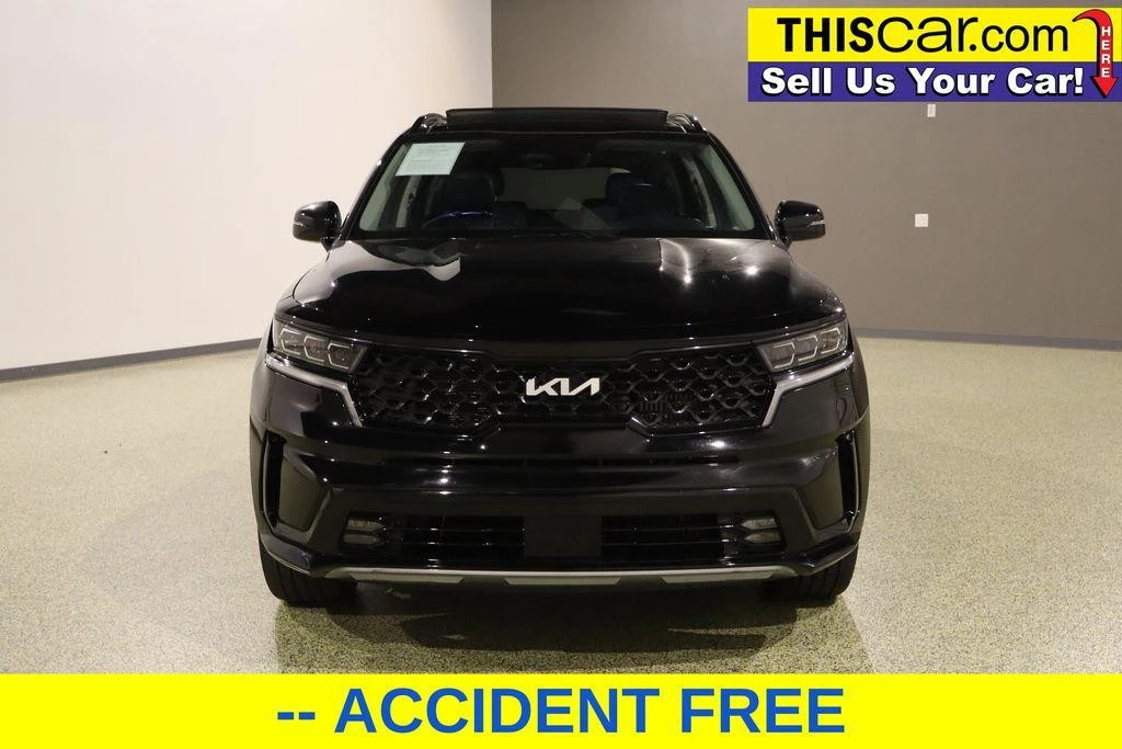 2023 Kia Sorento - Image 2 of 12