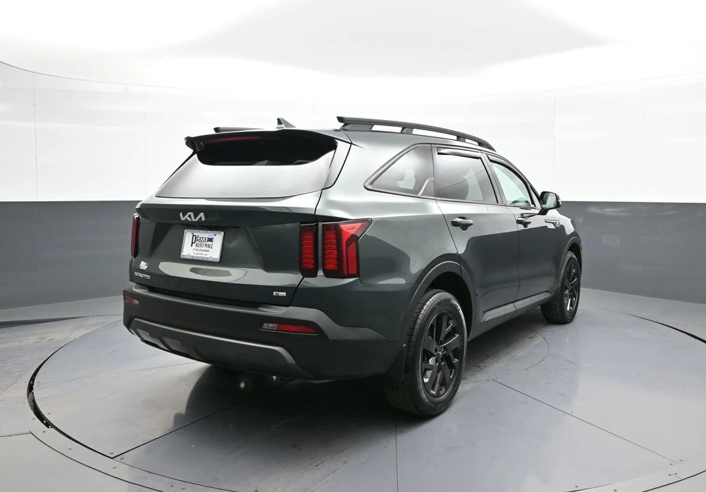 2023 Kia Sorento - Image 6 of 12