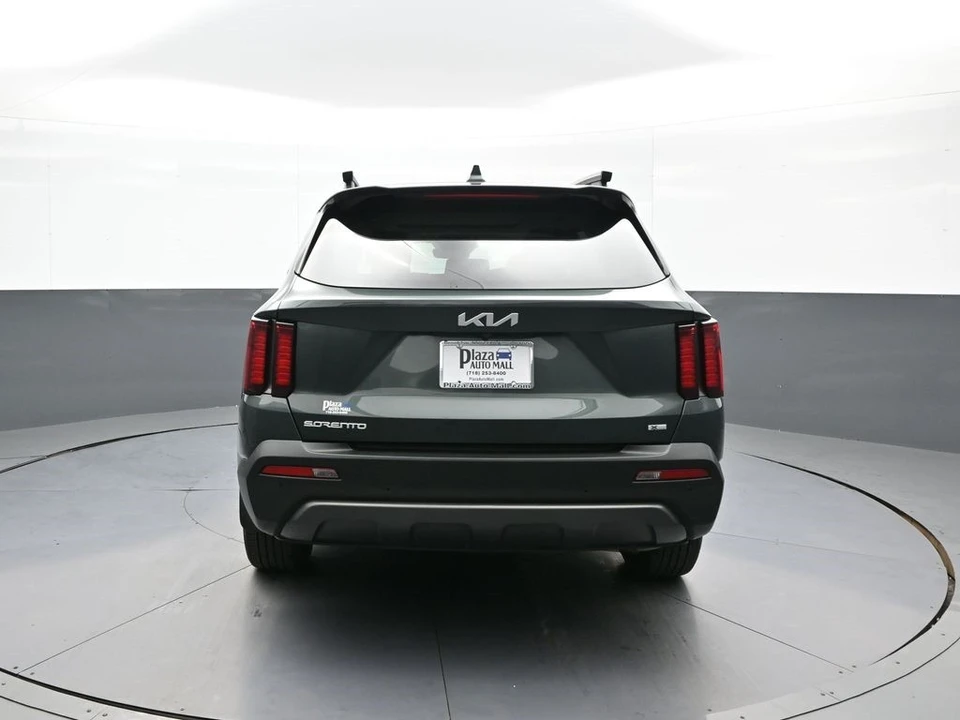 2023 Kia Sorento - Image 7 of 12