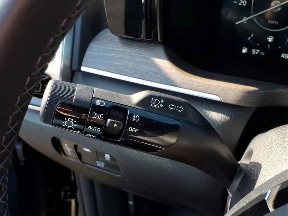 2023 Kia Sorento - Image 20 of 21