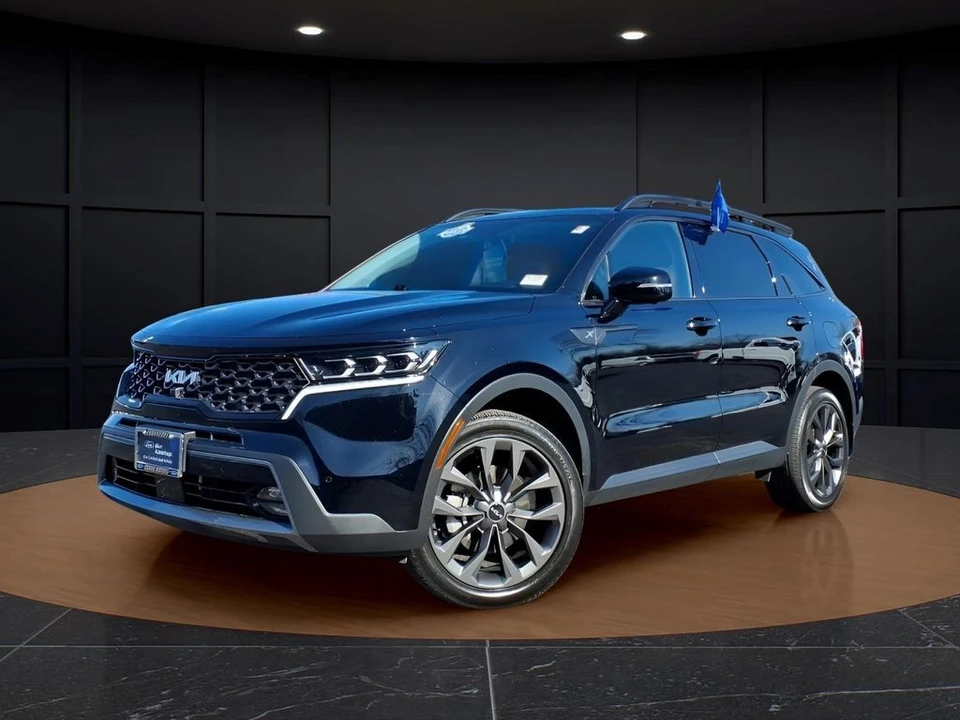 2023 Kia Sorento - Image 3 of 21