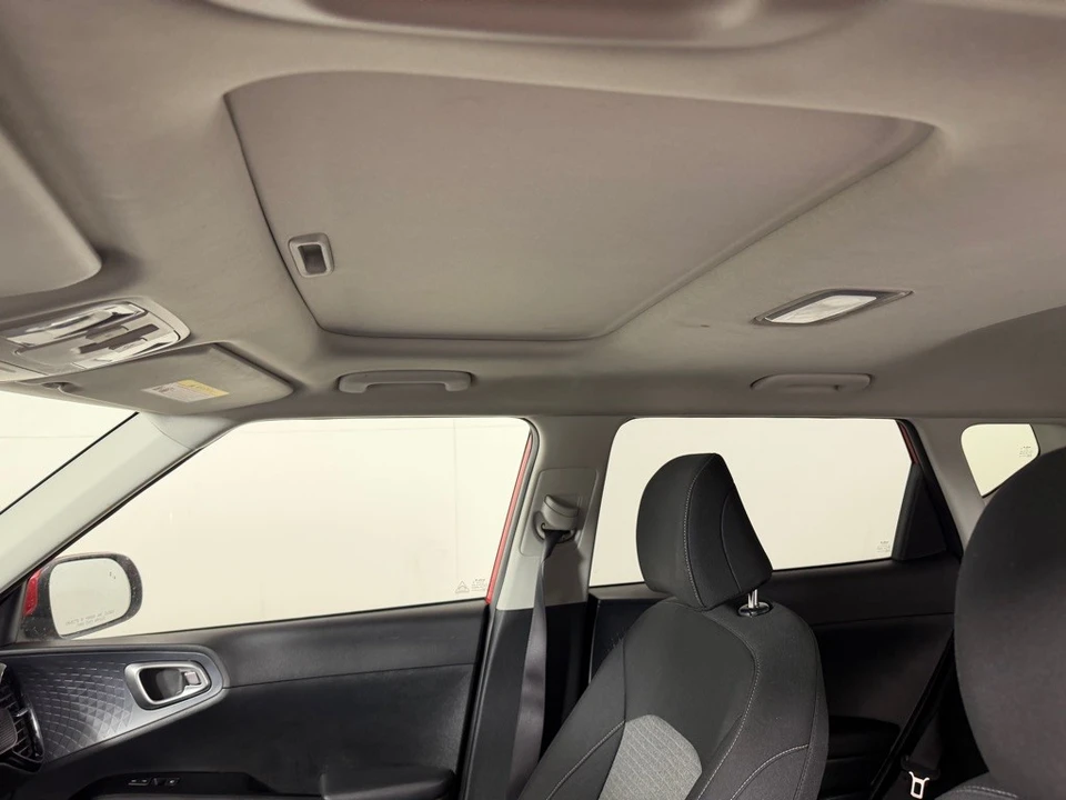 2023 Kia Soul - Image 14 of 21