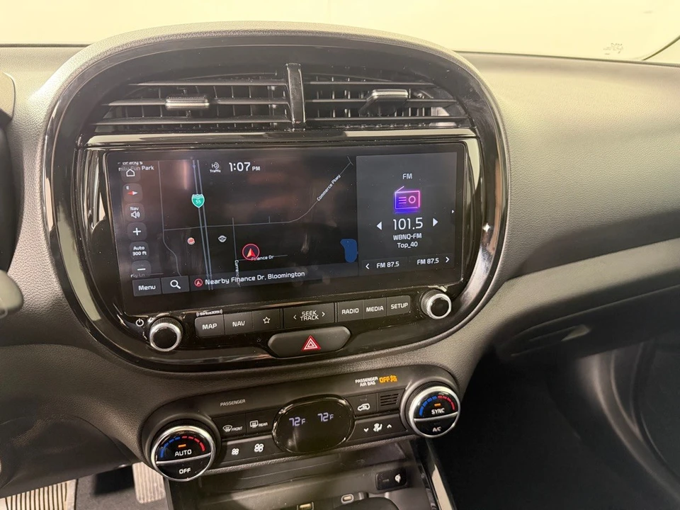 2023 Kia Soul - Image 17 of 21