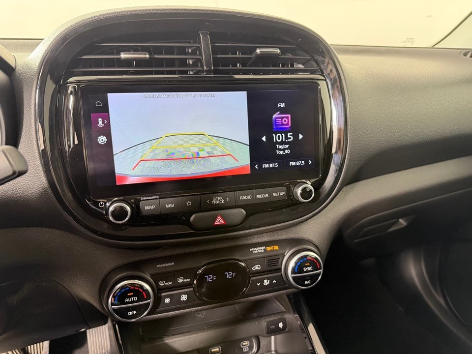 2023 Kia Soul - Image 18 of 21