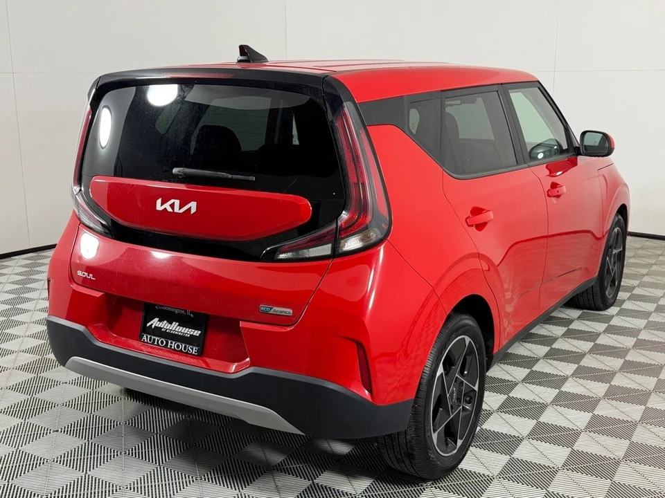 2023 Kia Soul - Image 5 of 21