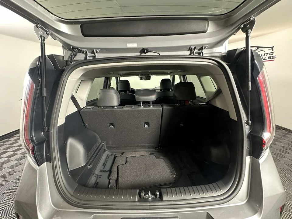 2023 Kia Soul - Image 19 of 21