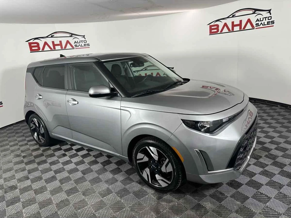 2023 Kia Soul - Image 11 of 21