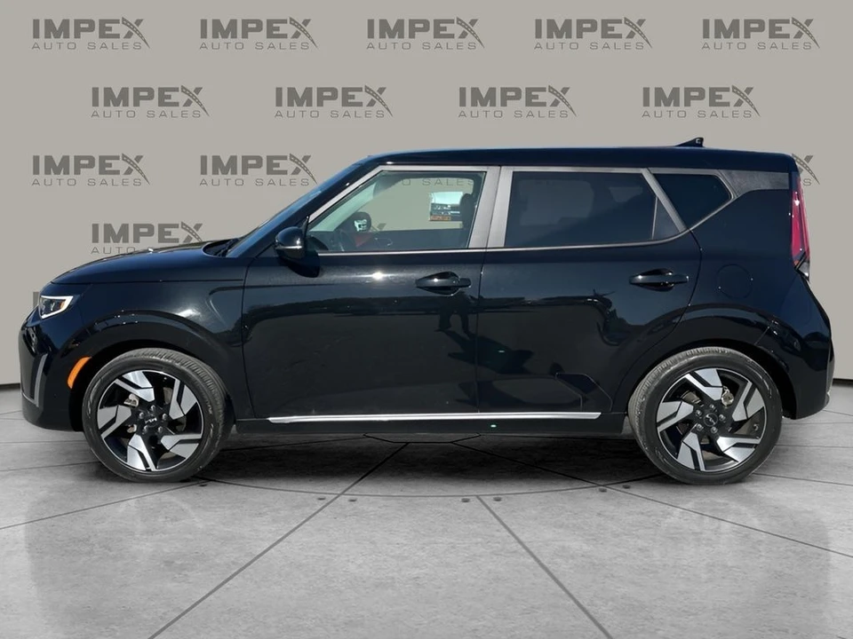 2023 Kia Soul - Image 2 of 12