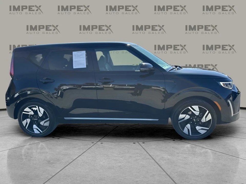 2023 Kia Soul - Image 6 of 12