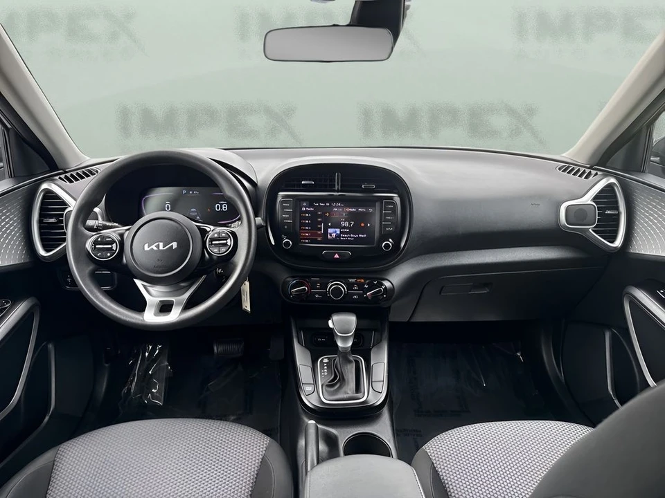 2023 Kia Soul - Image 11 of 12
