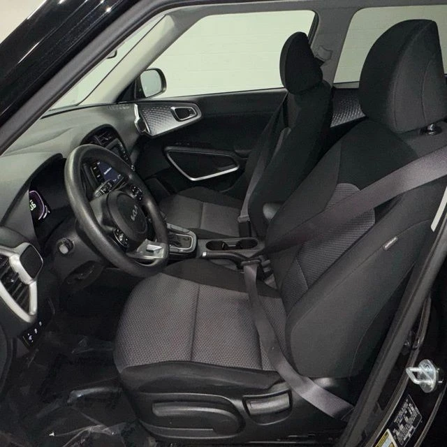 2023 Kia Soul - Image 13 of 21