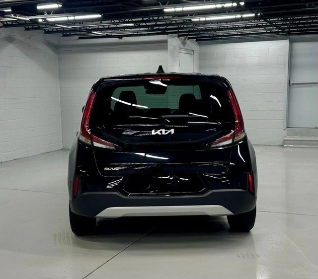 2023 Kia Soul - Image 4 of 12