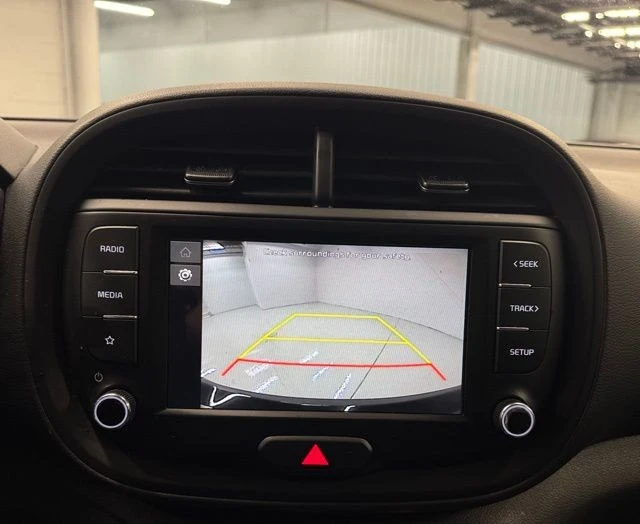 2023 Kia Soul - Image 18 of 21