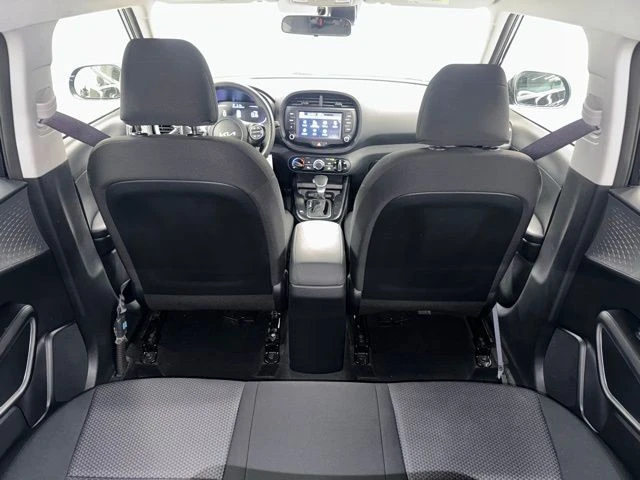 2023 Kia Soul - Image 10 of 12