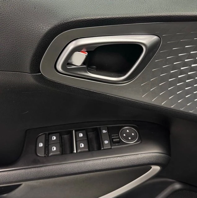 2023 Kia Soul - Image 19 of 21