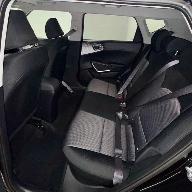 2023 Kia Soul - Image 11 of 12