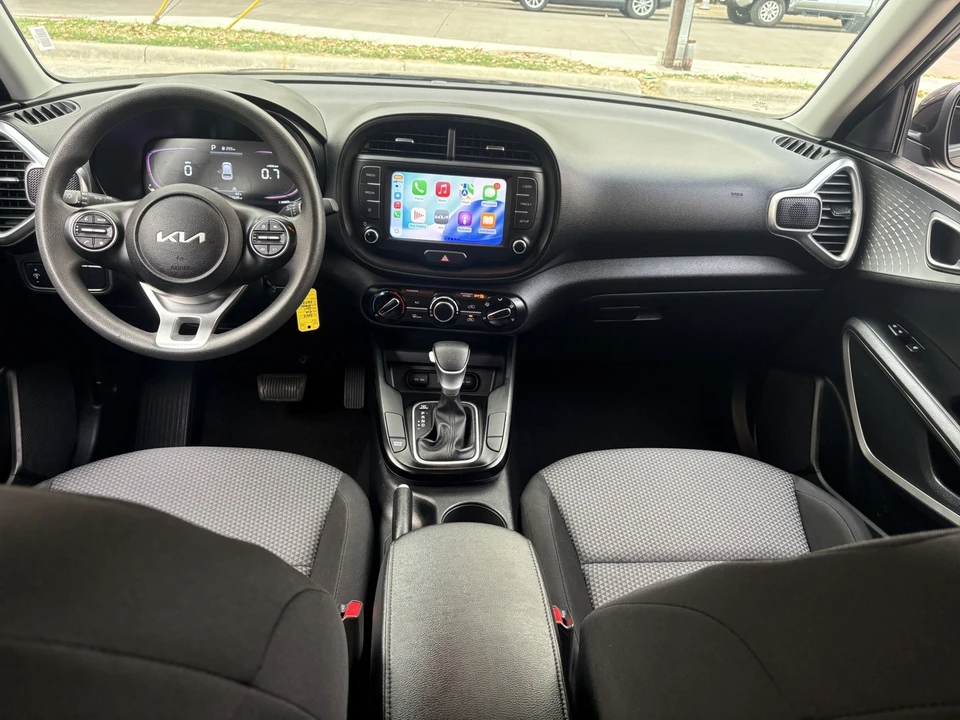 2023 Kia Soul - Image 19 of 21
