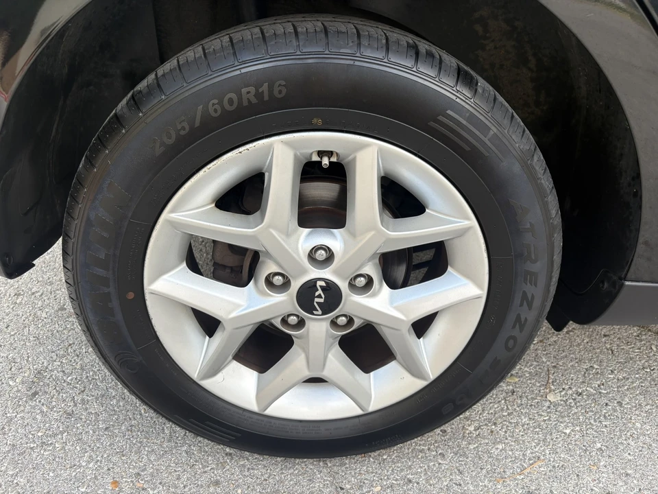 2023 Kia Soul - Image 18 of 21