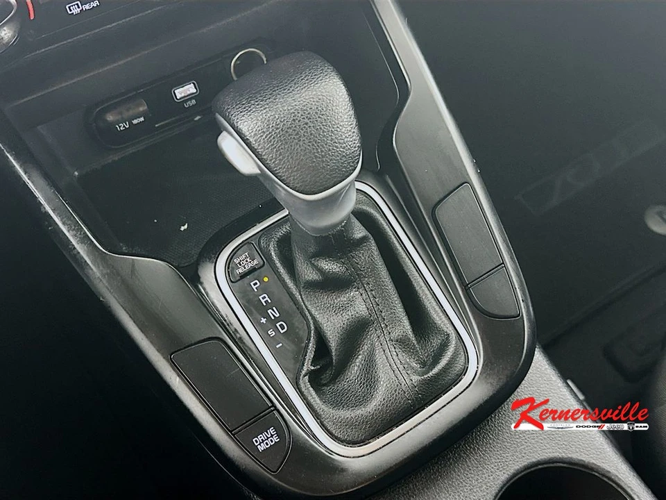 2023 Kia Soul - Image 16 of 21