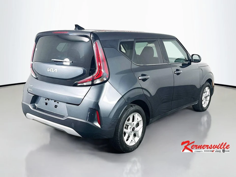 2023 Kia Soul - Image 7 of 21