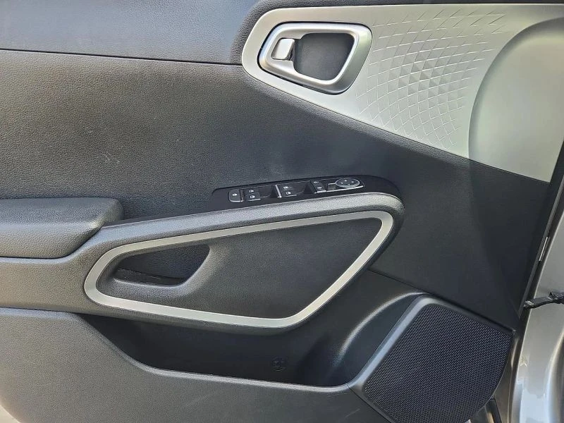 2023 Kia Soul - Image 12 of 12