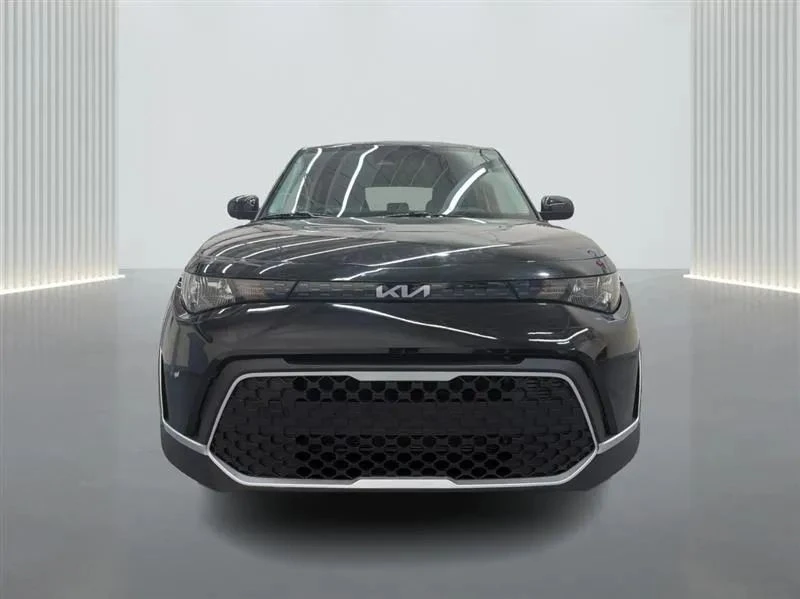 2023 Kia Soul - Image 8 of 12