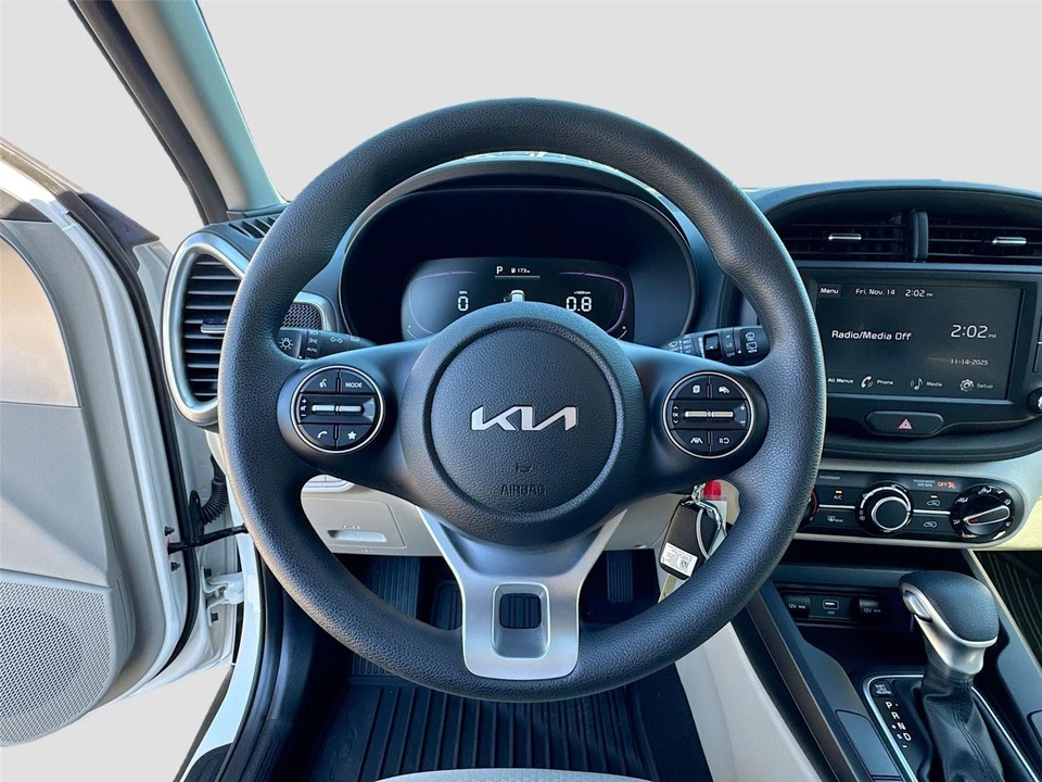 2023 Kia Soul - Image 11 of 21