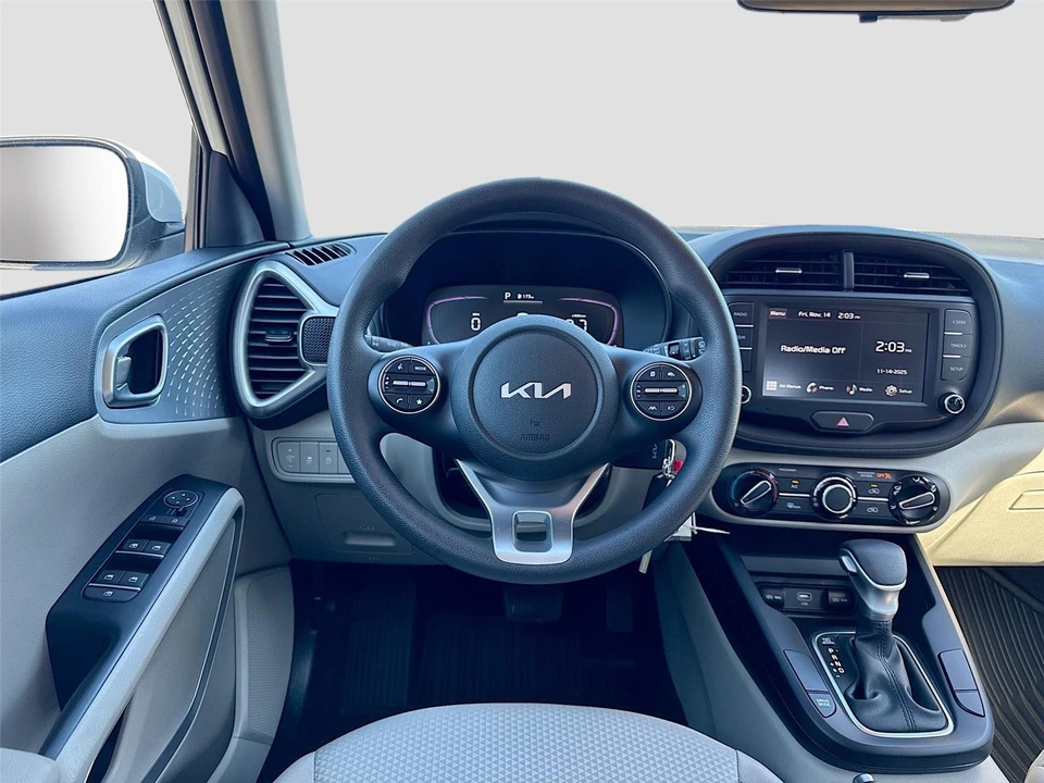 2023 Kia Soul - Image 20 of 21