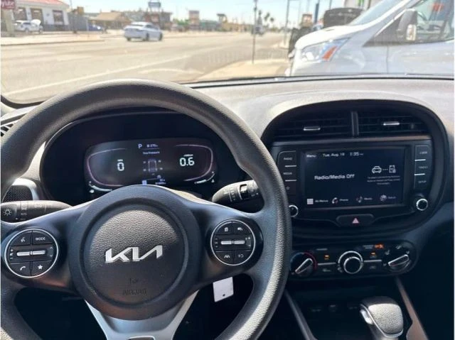 2023 Kia Soul - Image 10 of 11