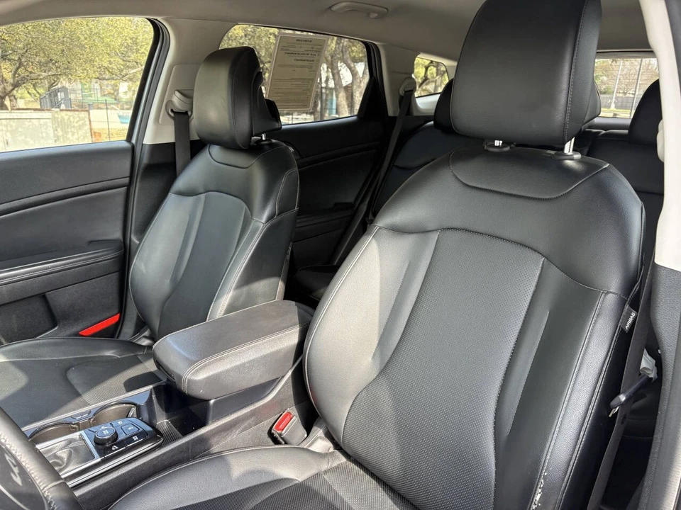 2023 Kia Sportage - Image 10 of 21