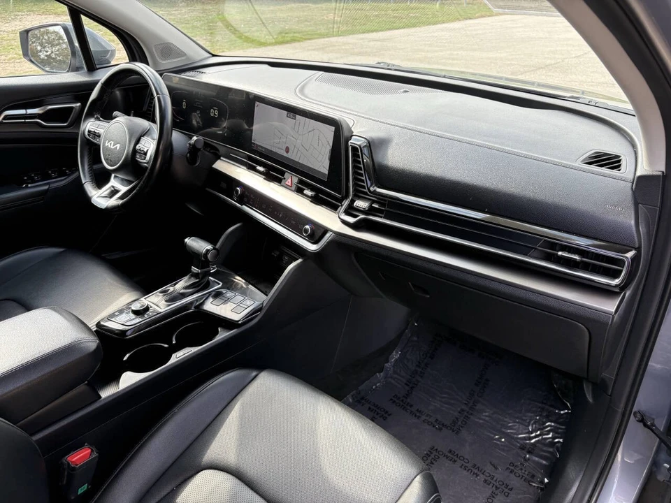 2023 Kia Sportage - Image 18 of 21