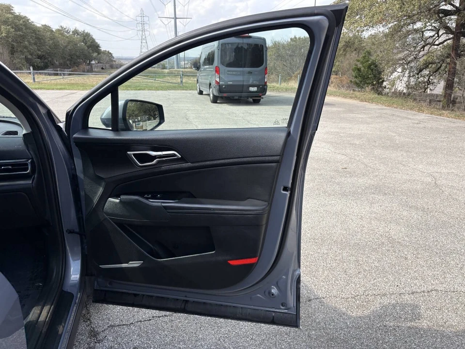 2023 Kia Sportage - Image 20 of 21