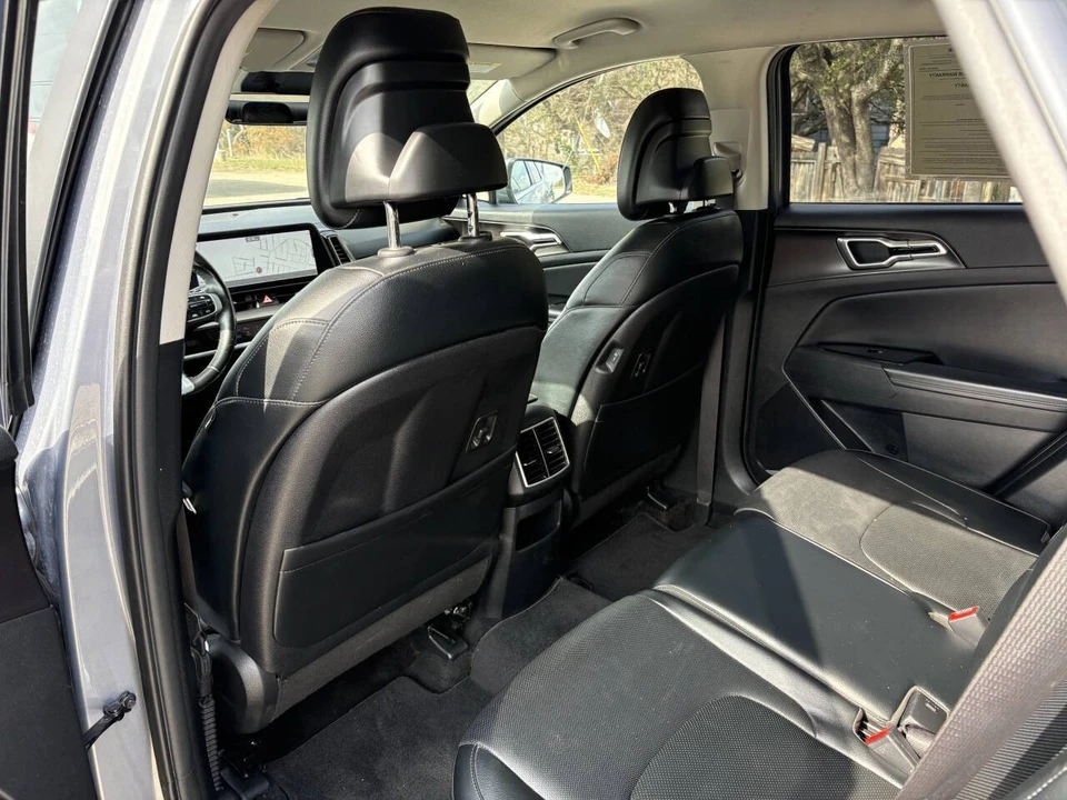 2023 Kia Sportage - Image 12 of 21