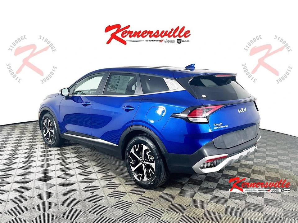 2023 Kia Sportage - Image 5 of 21